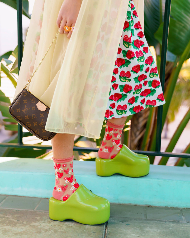 Sock Candy - Strawberry Daisy Ruffle Sheer Crew Sock