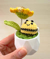 PinkLadyWorkshop - Handmade Crochet Frog and Bee Holding Sunflower Umbrella | Green | Cute Amigurumi Plant | Whimsical Decor | Gift Teacher Student Birthday: Frog