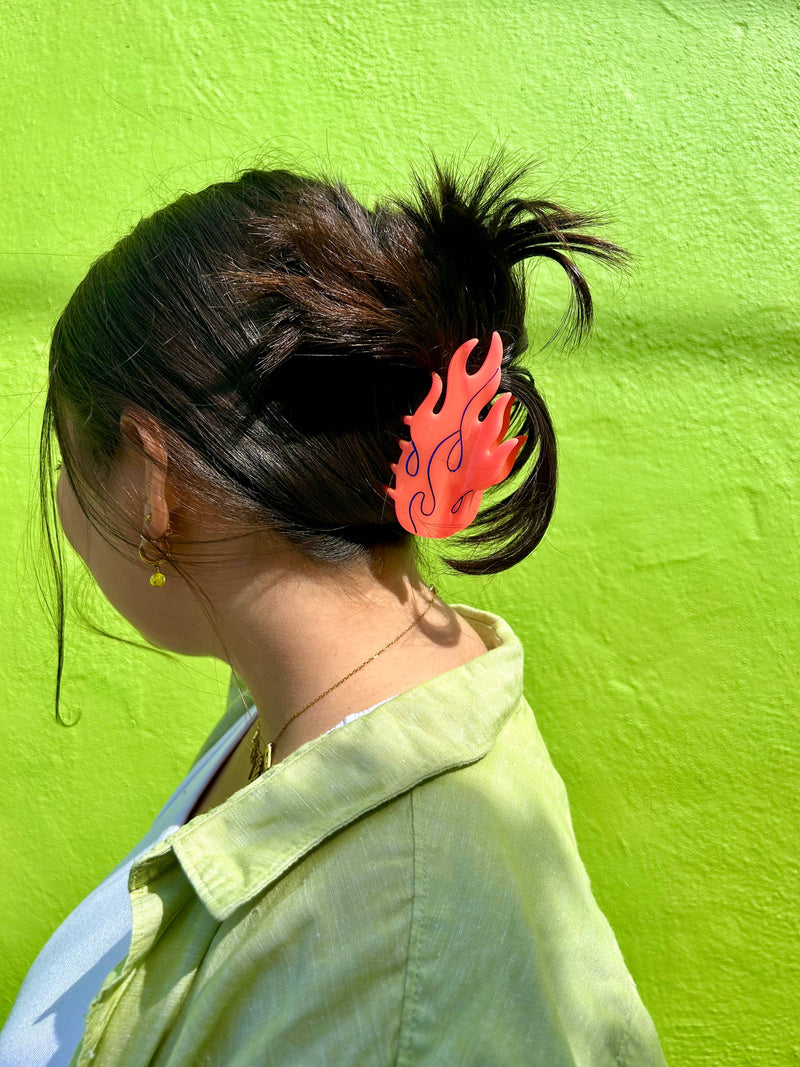 The Peach Fuzz - Flamin’ Hot Pink Flame Hair Claw