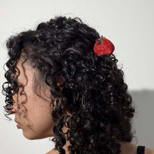 Jenny Lemons - Midi Red Apple Hair Claw Clip