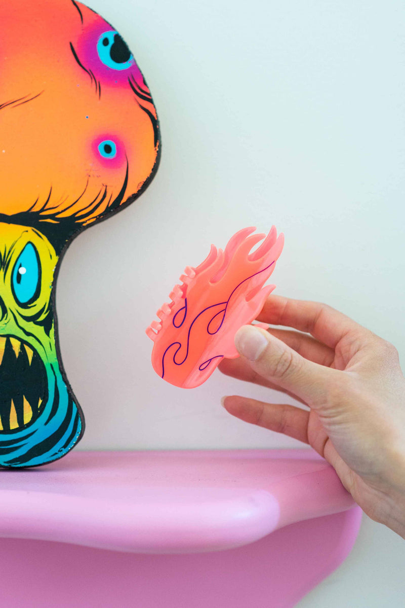 The Peach Fuzz - Flamin’ Hot Pink Flame Hair Claw