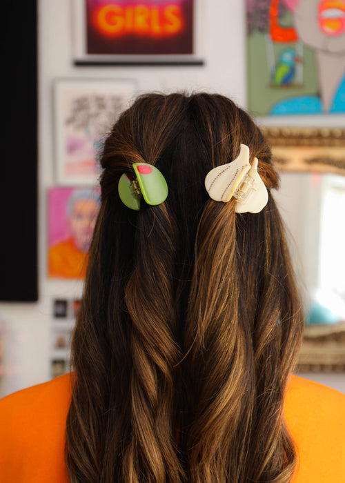 The Peach Fuzz - Stuffed Olive Mini Hair Claw