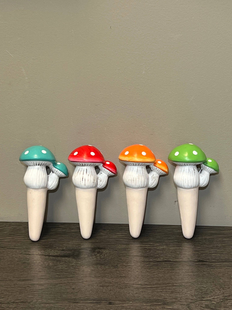 Streamline - Mushroom Self-Watering Spikes
